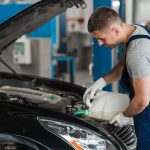 Cum să îți alegi corect uleiul de motor pentru o performanță optimă